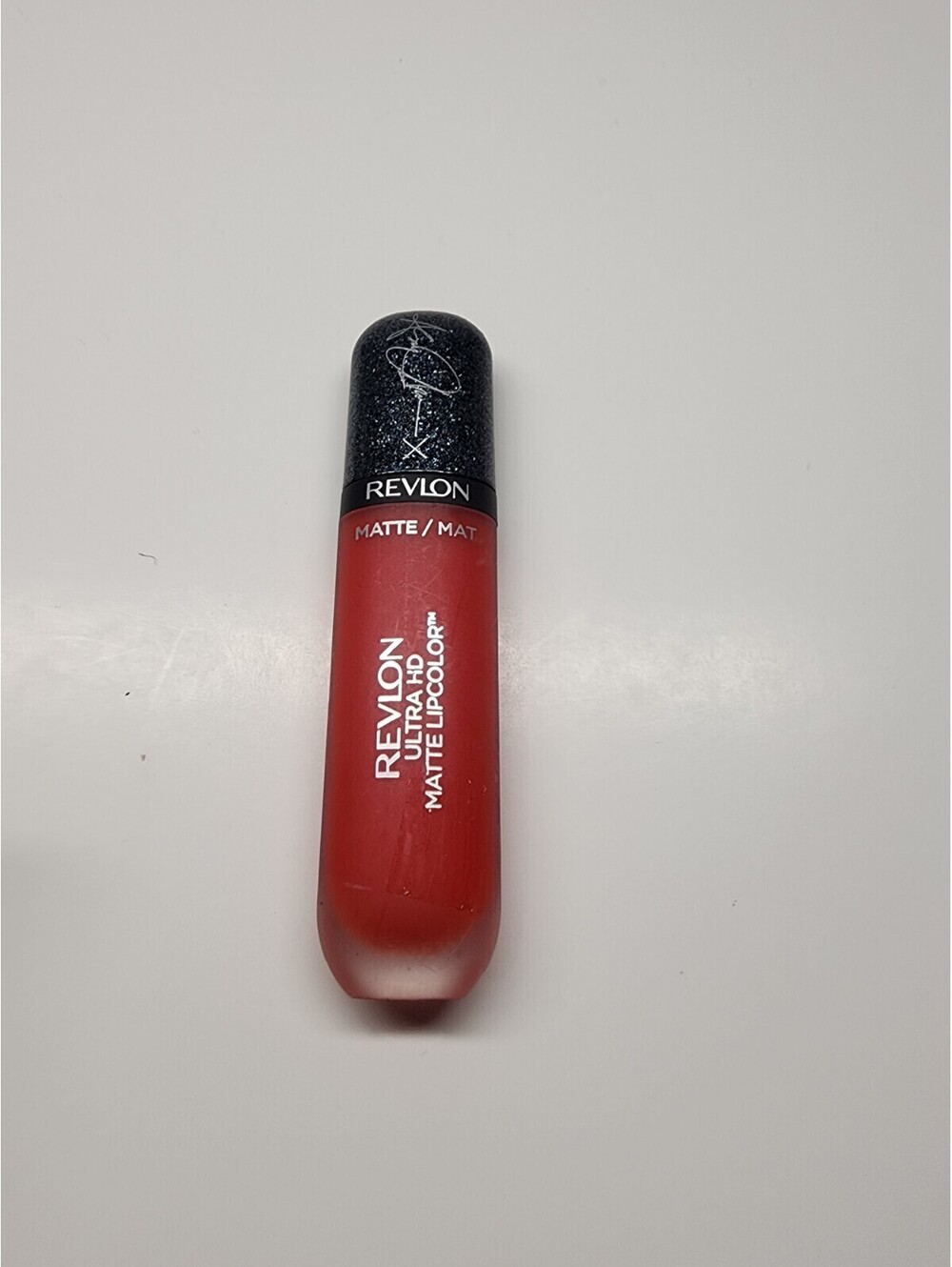 Revlon Ultra HD Matte Lip Color 004 Red Affair Ashley Graham Collection